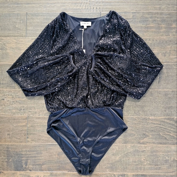 NEW GILLI Long Sleeve Sequin Wrap Bodysuit in Black Sz Medium - Picture 4 of 12